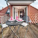 Schacht Apartment